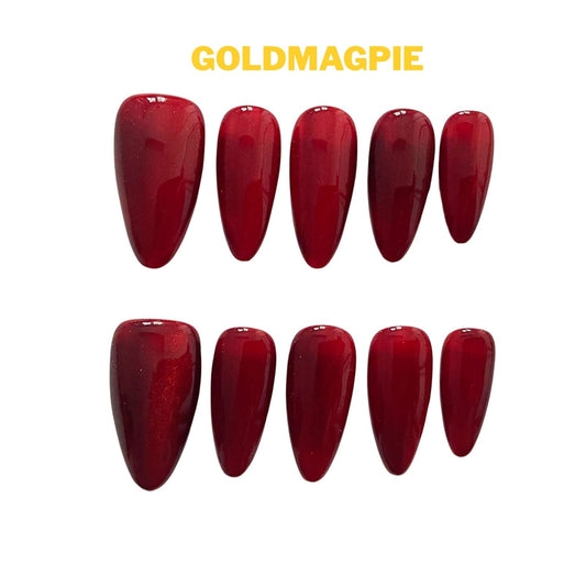 Cat Eye Deep Red Medium Almond A8M
