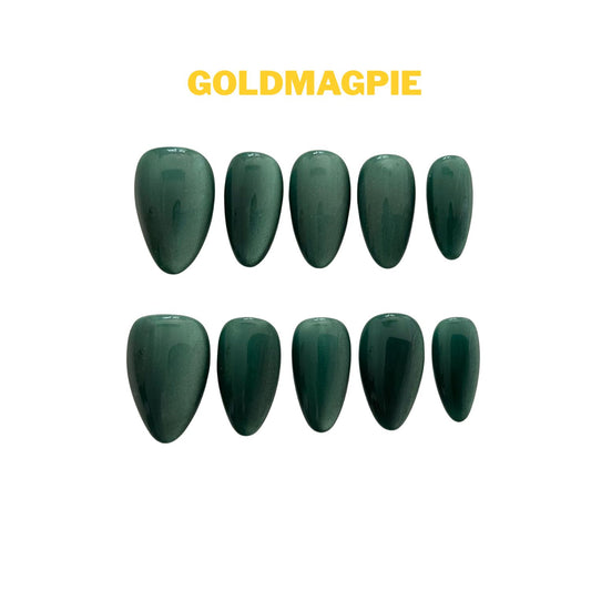 Cat Eye Emerald Short Almond A4S
