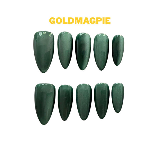 Cat Eye Emerald Medium Almond A4M
